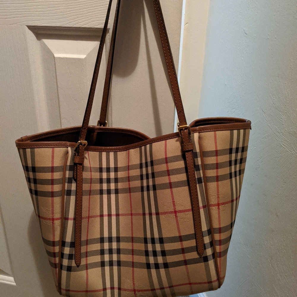 Burberry tote